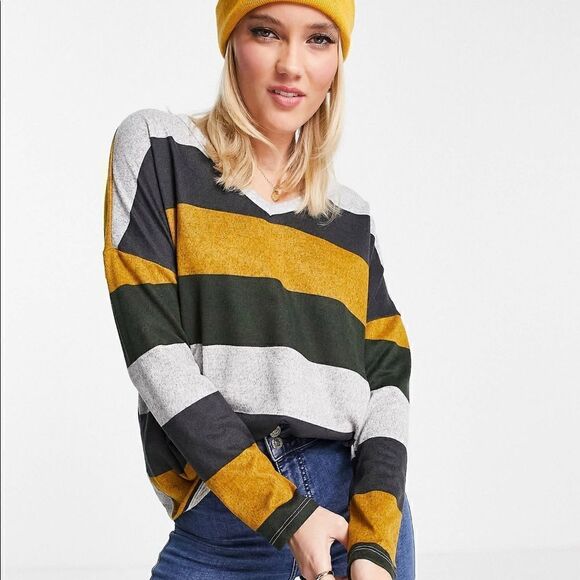 Long Sleeve V-Neck Jersey Top by JDY/ASOS - Picture 2 of 12